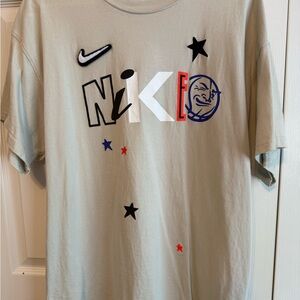 Nike Beige Crew Neck T-Shirt